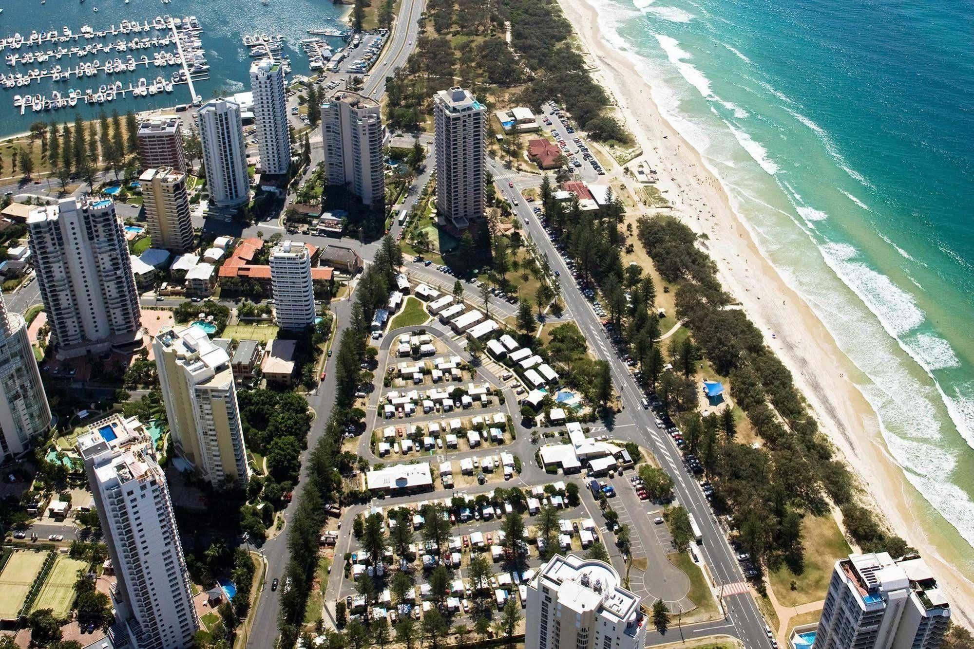 Main Beach Tourist Park Exterior foto